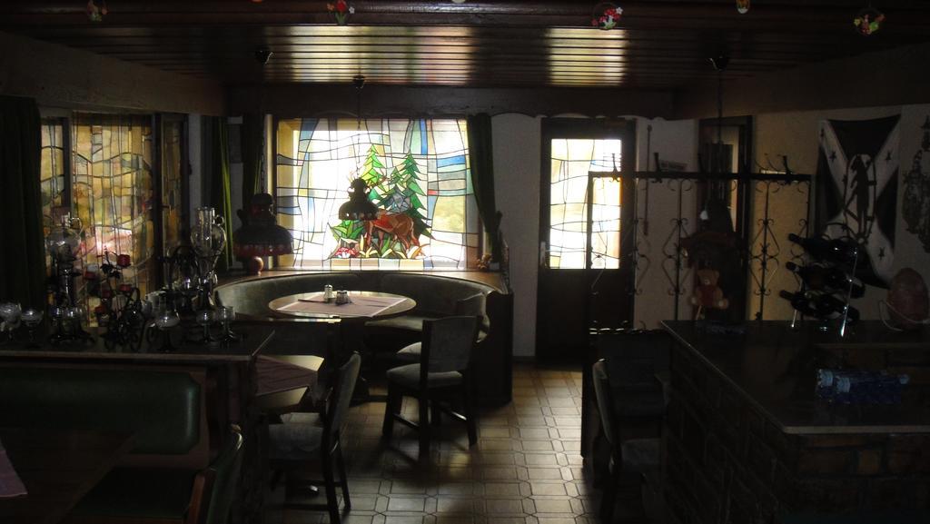 Black Bear Bikers Pub-Hotel Kempfeld Exterior foto